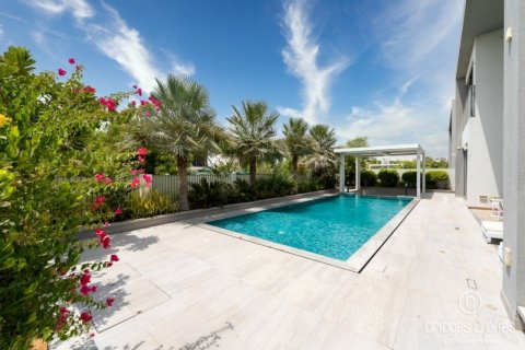 5 bedrooms Villa in Dubai Hills Estate, UAE No. 103556 3