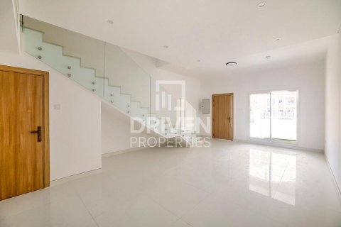 4 bedrooms Townhouse  No. 121496 4