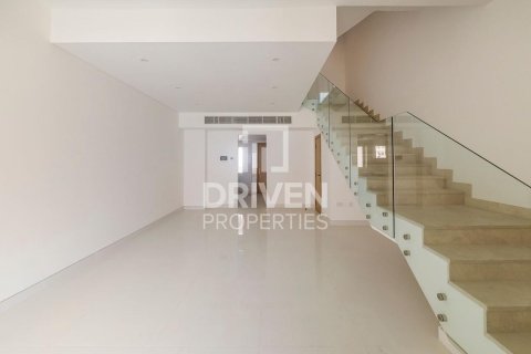 4 bedrooms Townhouse  No. 121496 3