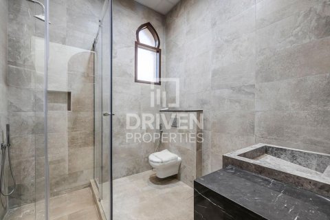 Villa de 7 chambres à Al Quoz, UAE No. 202604 28