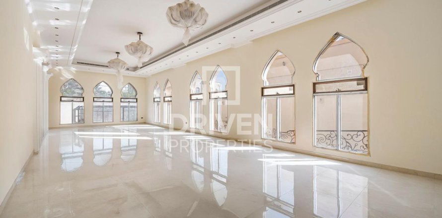 Villa de 7 chambres à Al Quoz, UAE No. 202604