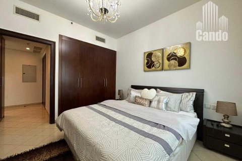 Apartment de 1 dormitorio en Golf Towers, UAE No. 88189 9