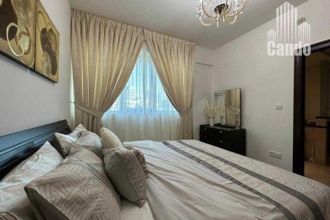 Apartment de 1 dormitorio en Golf Towers, UAE No. 88189 10