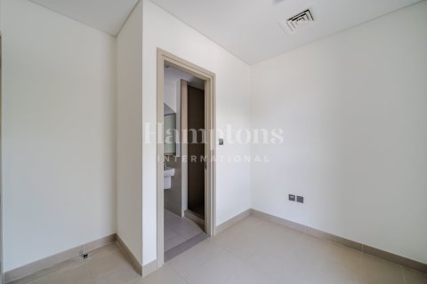 Villa de 4 dormitorios No. 124890 13