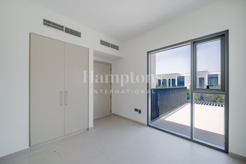 Villa de 4 dormitorios No. 124890 6