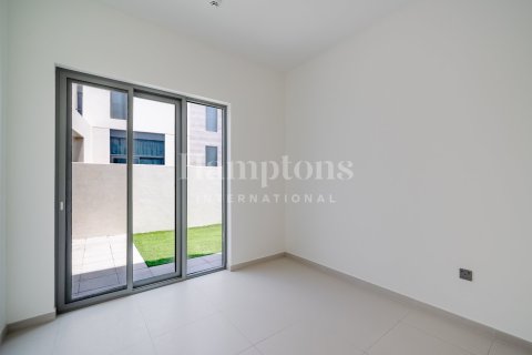 Villa de 4 dormitorios No. 124890 12