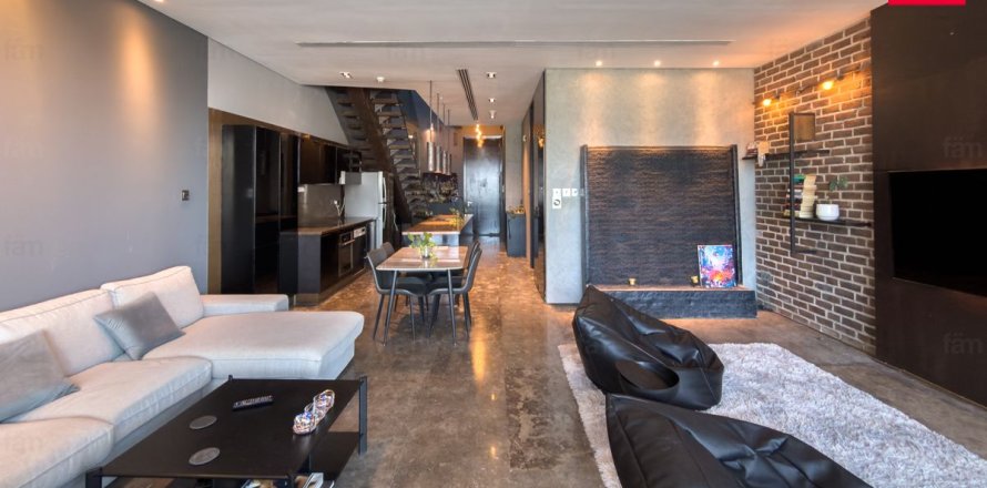 Duplex de 2 dormitorios en Dubai Marina, UAE No. 162845