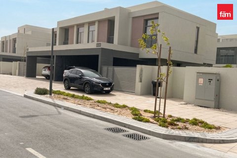4 غرف نوم فيلا في دبي, الإمارات العربية المتحدة رقم 205543 9
