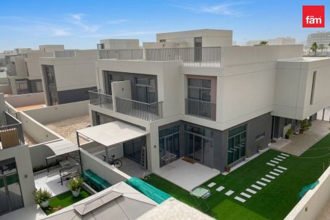 4 غرف نوم فيلا في دبي, الإمارات العربية المتحدة رقم 205543 10