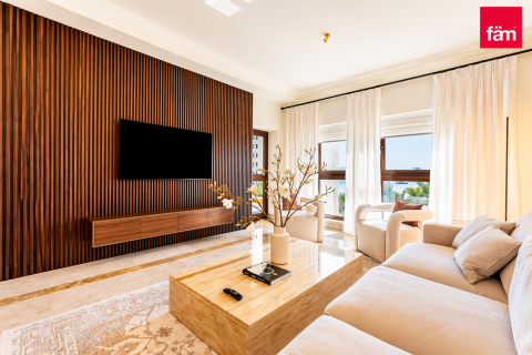 2 bedrooms Apartment in Palm Jumeirah, UAE No. 166228 3