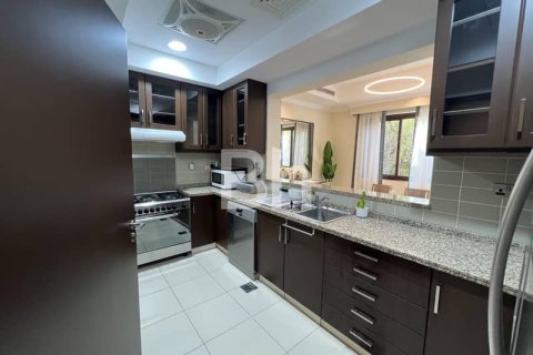 3 bedrooms Villa in Reem, UAE No. 68261 7