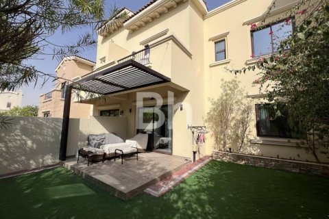3 bedrooms Villa in Reem, UAE No. 68261 9
