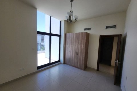 Townhouse de 4 dormitorios en District 11, UAE No. 162268 11