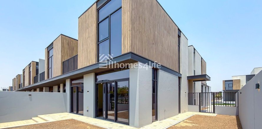 Townhouse de 4 dormitorios en Mudon, UAE No. 162271