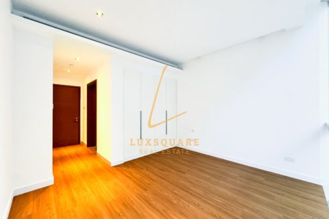 2 bedrooms Apartment in Al Wasl, UAE No. 200287 12