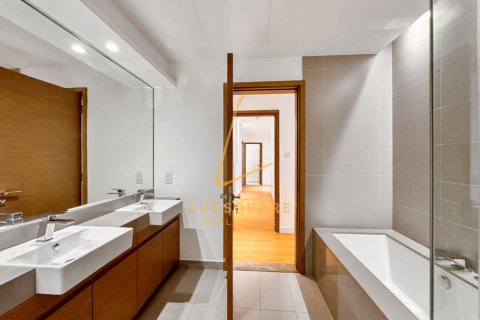 2 bedrooms Apartment in Al Wasl, UAE No. 200287 6