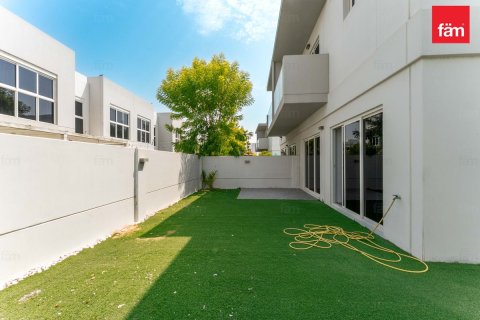 3 bedrooms Townhouse in Dubai, UAE No. 198559 6