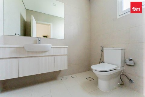 3 bedrooms Townhouse in Dubai, UAE No. 198559 9