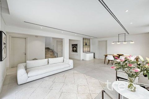 Villa de 4 chambres à Arabian Ranches, UAE No. 198812 19