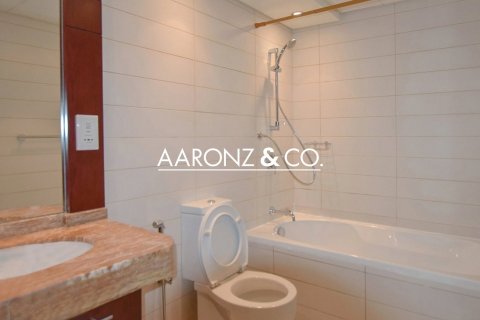 Квартира с 1 спальней в Даунтаун Дубай (Даунтаун Бурдж Дубай), ОАЭ №135303 7