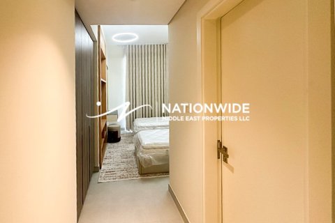 2 bedrooms Apartment in Abu Dhabi, UAE No. 144063 5