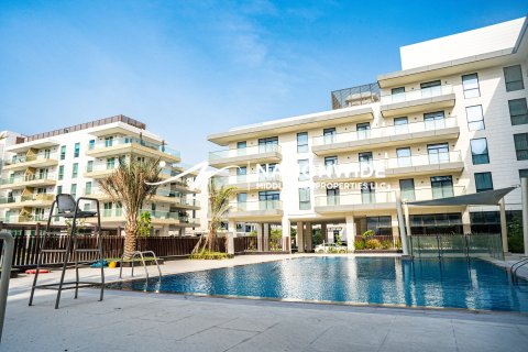 2 bedrooms Apartment in Abu Dhabi, UAE No. 144063 13