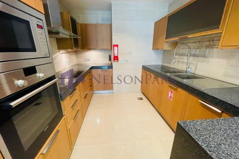 1 bedroom Apartment in Doha, Qatar No. 61000 8