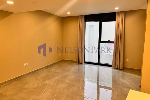 2 bedrooms Apartment in Doha, Qatar No. 61008 4