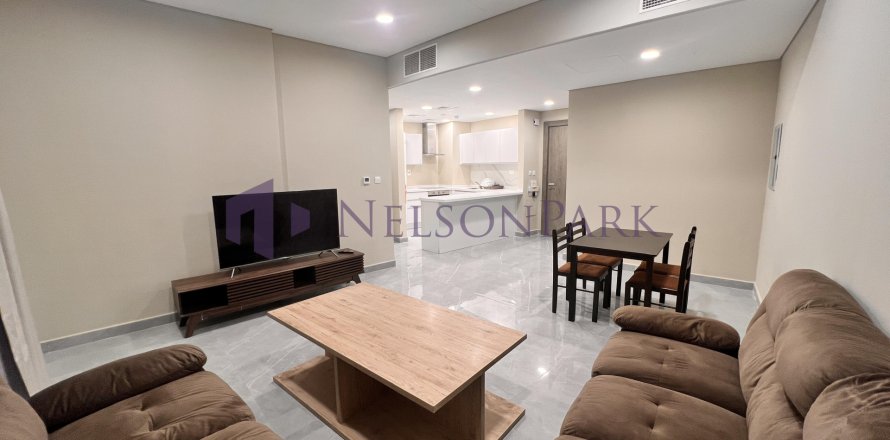2 bedrooms Apartment in Doha, Qatar No. 61008