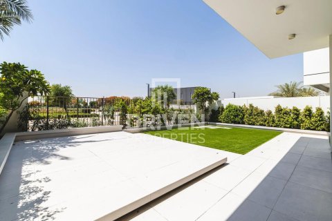 4 bedrooms Townhouse in District One, UAE No. 192071 20