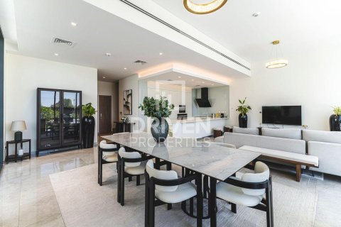 4 bedrooms Townhouse in District One, UAE No. 192071 3