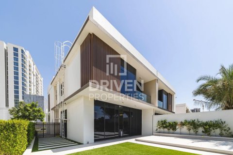 4 bedrooms Townhouse in District One, UAE No. 192071 21