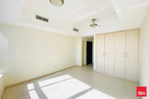 Appartement de 2 chambres à Dubai, UAE No. 140409 8