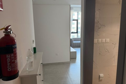 Apartment de 2 dormitorios en Dubai, UAE No. 170729 4