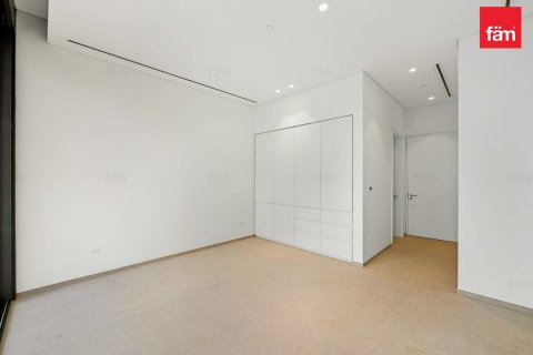 3 bedrooms Apartment in Dubai, UAE No. 145332 16