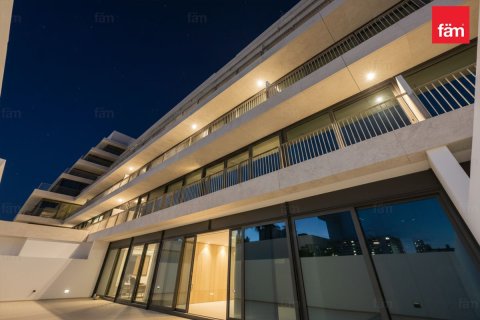 3 bedrooms Apartment in Dubai, UAE No. 145332 19