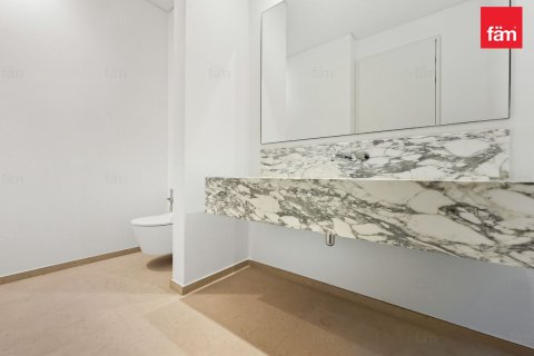 3 bedrooms Apartment in Dubai, UAE No. 145332 12