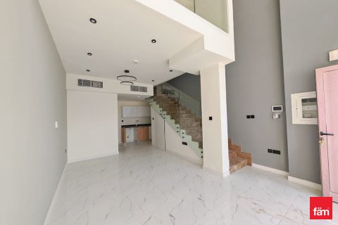 Townhouse de 1 dormitorio en Dubai, UAE No. 145333 3