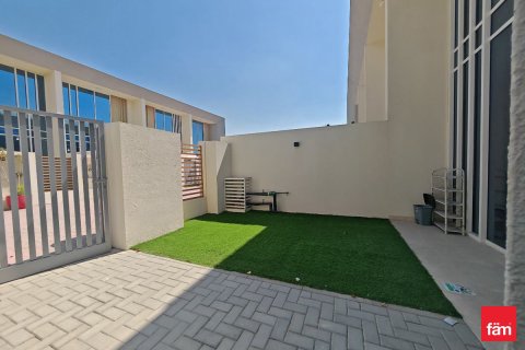Townhouse de 1 dormitorio en Dubai, UAE No. 145333 4