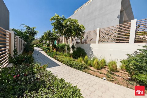 Townhouse de 1 dormitorio en Dubai, UAE No. 145333 6