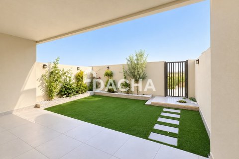 Townhouse de 3 dormitorios en Dubai South (Dubai World Central), UAE No. 210356 4