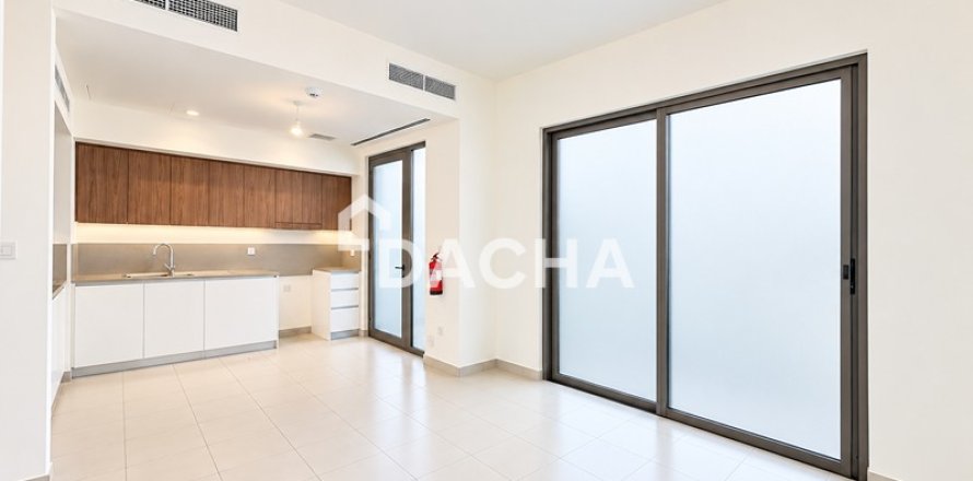 Townhouse de 3 dormitorios en Dubai South (Dubai World Central), UAE No. 210356