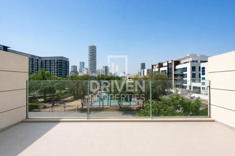 Villa de 4 dormitorios en District 13, UAE No. 204778 29