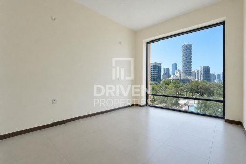 Villa de 4 dormitorios en District 13, UAE No. 204778 8