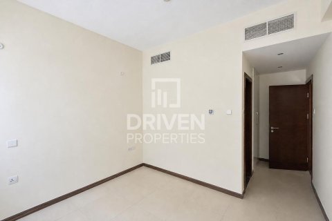 Villa de 4 dormitorios en District 13, UAE No. 204778 19