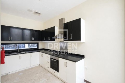 Villa de 4 dormitorios en District 13, UAE No. 204778 25