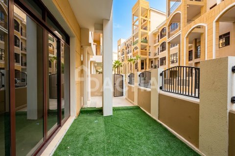 Townhouse de 4 chambres à District 11, UAE No. 203668 14
