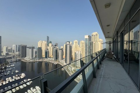 Appartement de 3 chambres à Dubai, UAE No. 205745