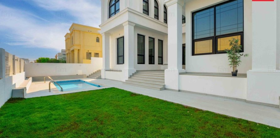 5 bedrooms Villa  No. 116935