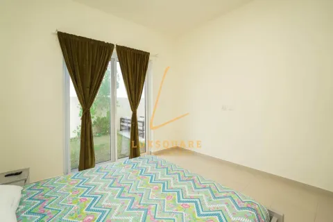3 bedrooms Apartment in EMAAR South, UAE No. 156154 7